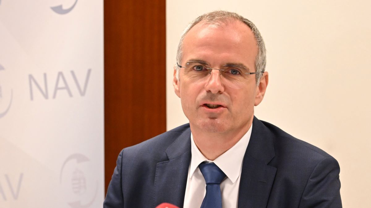 Sok dolga lesz az adóhivatalnak: egymillió jogviszonyt vizsgálnak felül