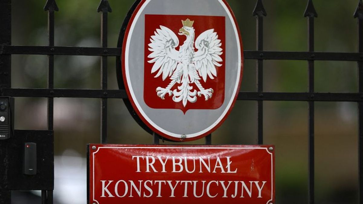 A bíróság elutasította a lengyel közszolgálatiságot beszántani hivatott miniszteri döntést