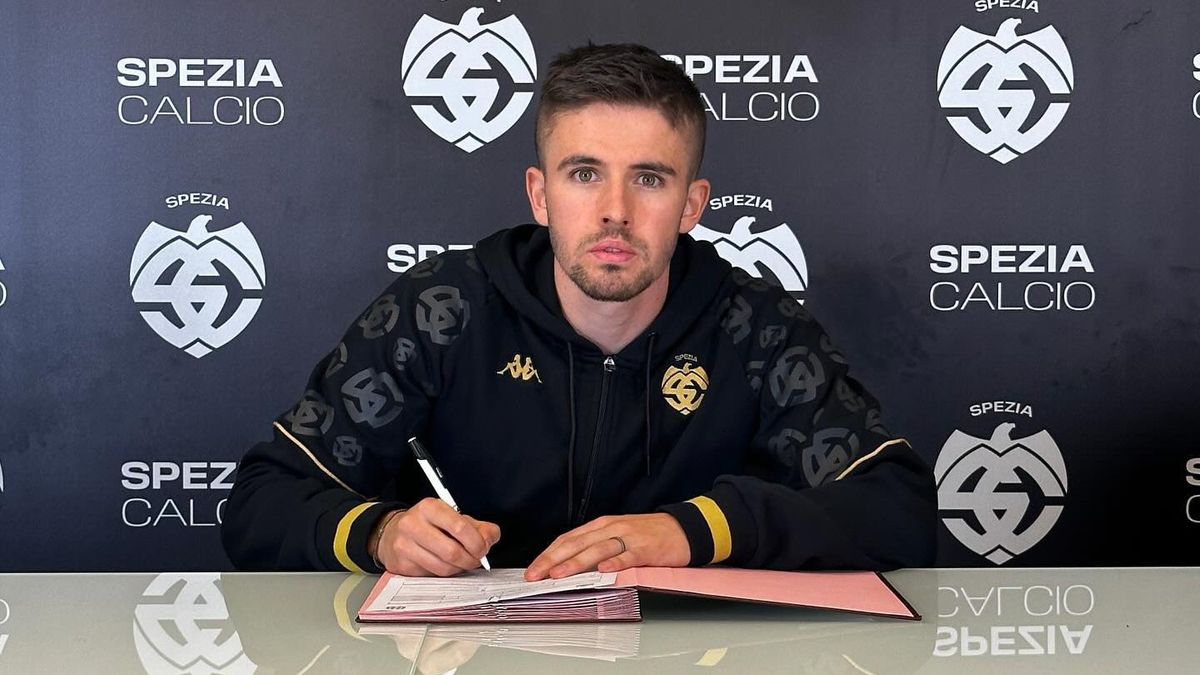 Eldőlt! Klubot váltott Marco Rossi kulcsembere