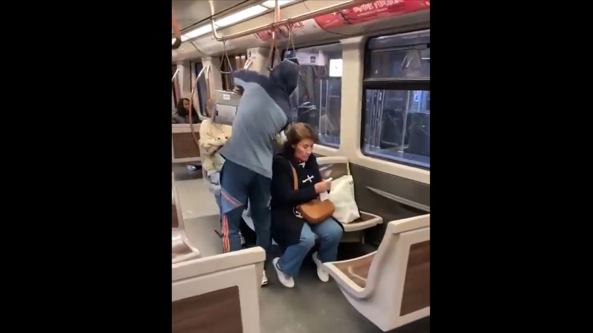 Újévi meglepetés: sörbe kevert kutyaszarból álló kotyvalékot öntött a brüsszeli metró utasainak nyakába, elfogták (VIDEÓ)