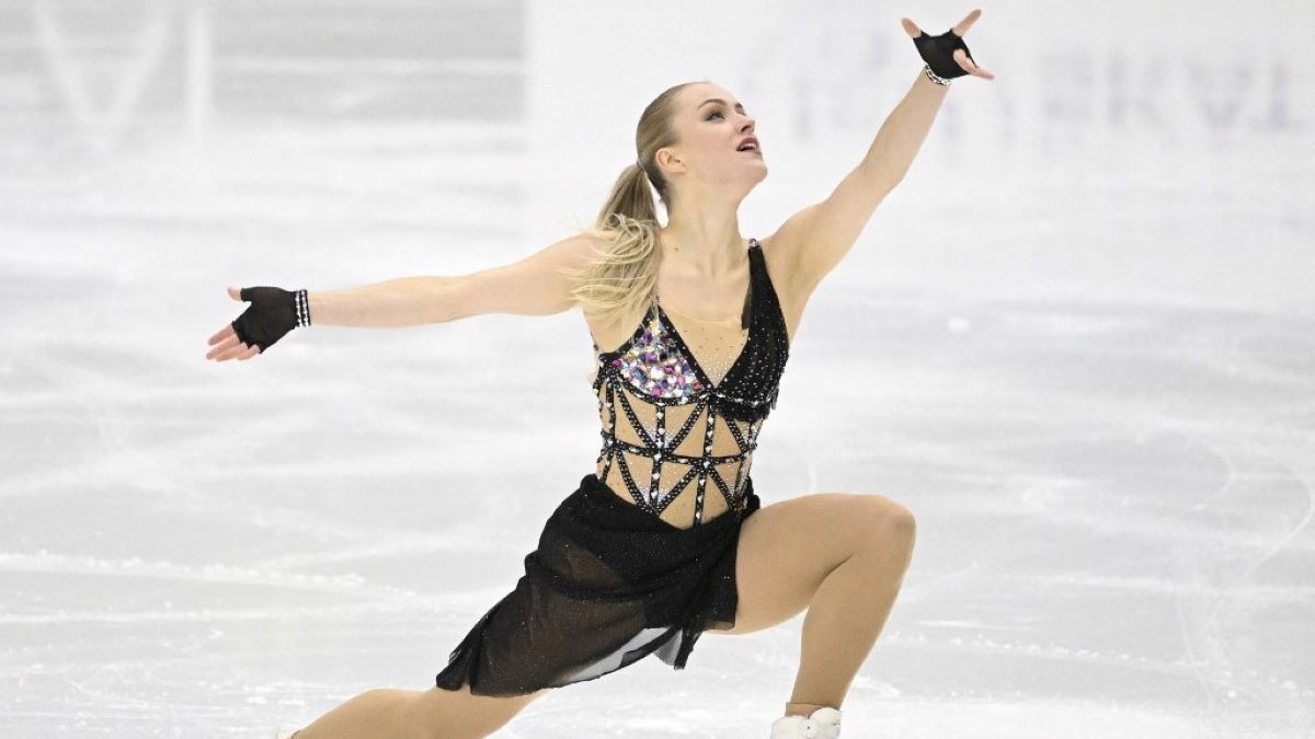 Megcsalták, pénze sincs és a szüleivel él a meseszép sportolónő (Videó)