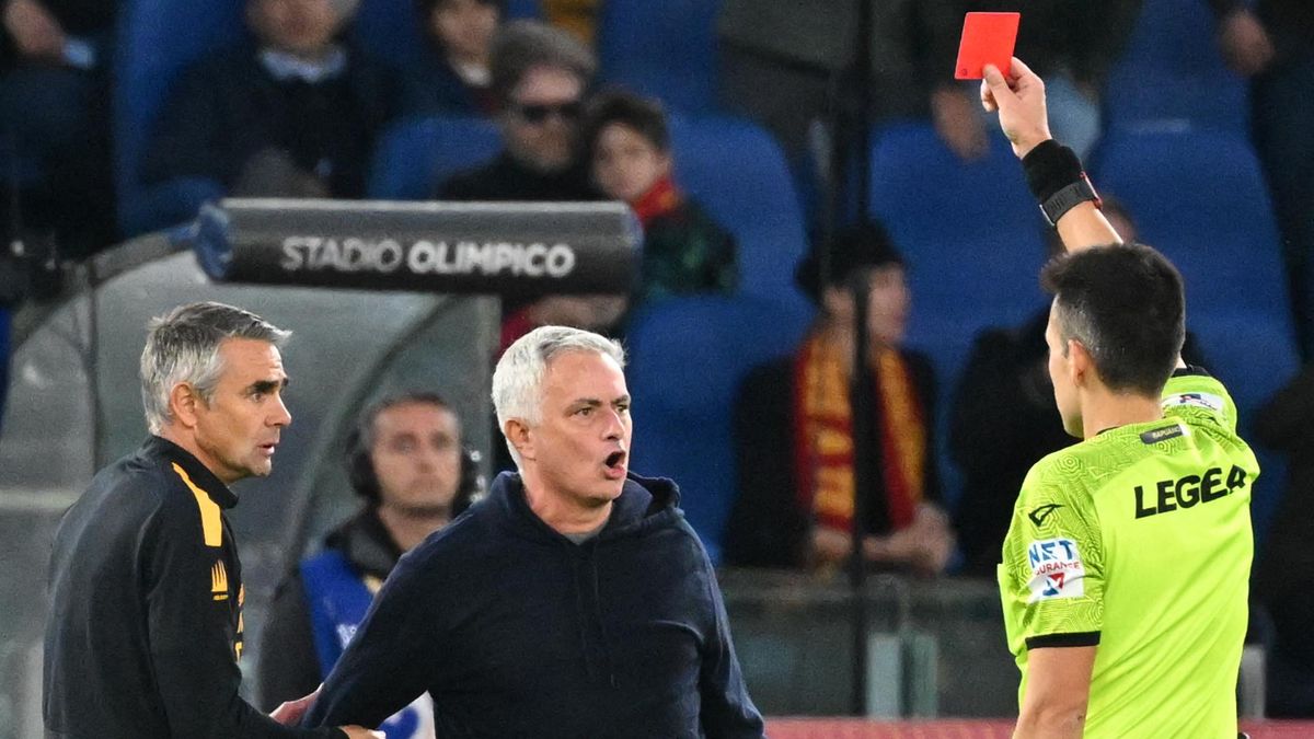 Vége a farkaskalandnak: kirúgta az AS Roma José Mourinhót