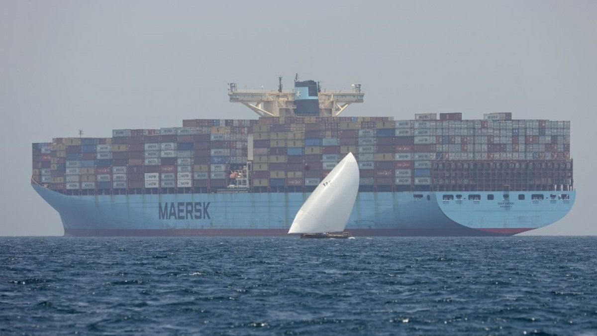 Újabb incidens a Vörös-tengeren: visszafordultak a Maersk hajói