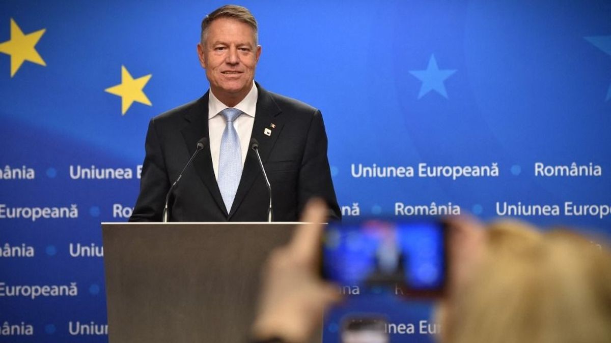 A románok elvinnék Orbán Viktor elől az elnöki széket