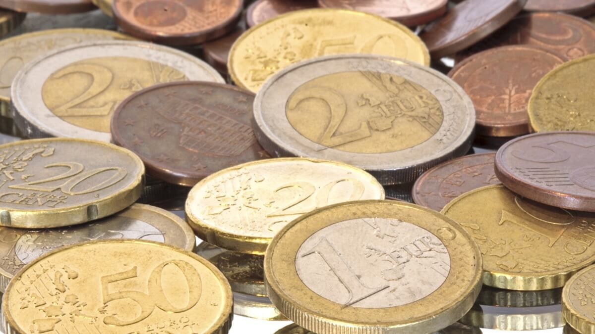 Mintegy 27 millió fémpénzt kellett megsemmisíteni Franciaországban, mert Brüsszel szerint nem voltak jók rajtuk az uniós csillagocskák