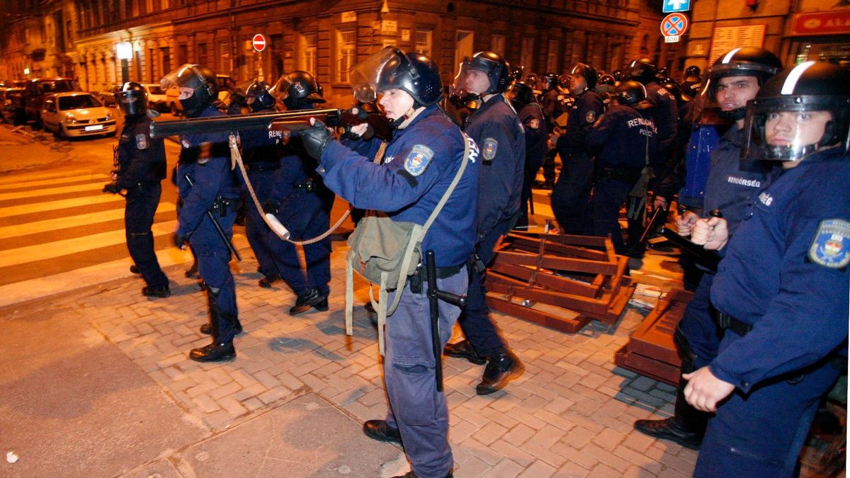 Batka! 2006-ban Gyurcsányék a teljes nemzetet megalázták – nem szobrokkal tartozunk ezért, hanem további vizsgálatokkal és kemény ítéletekkel!