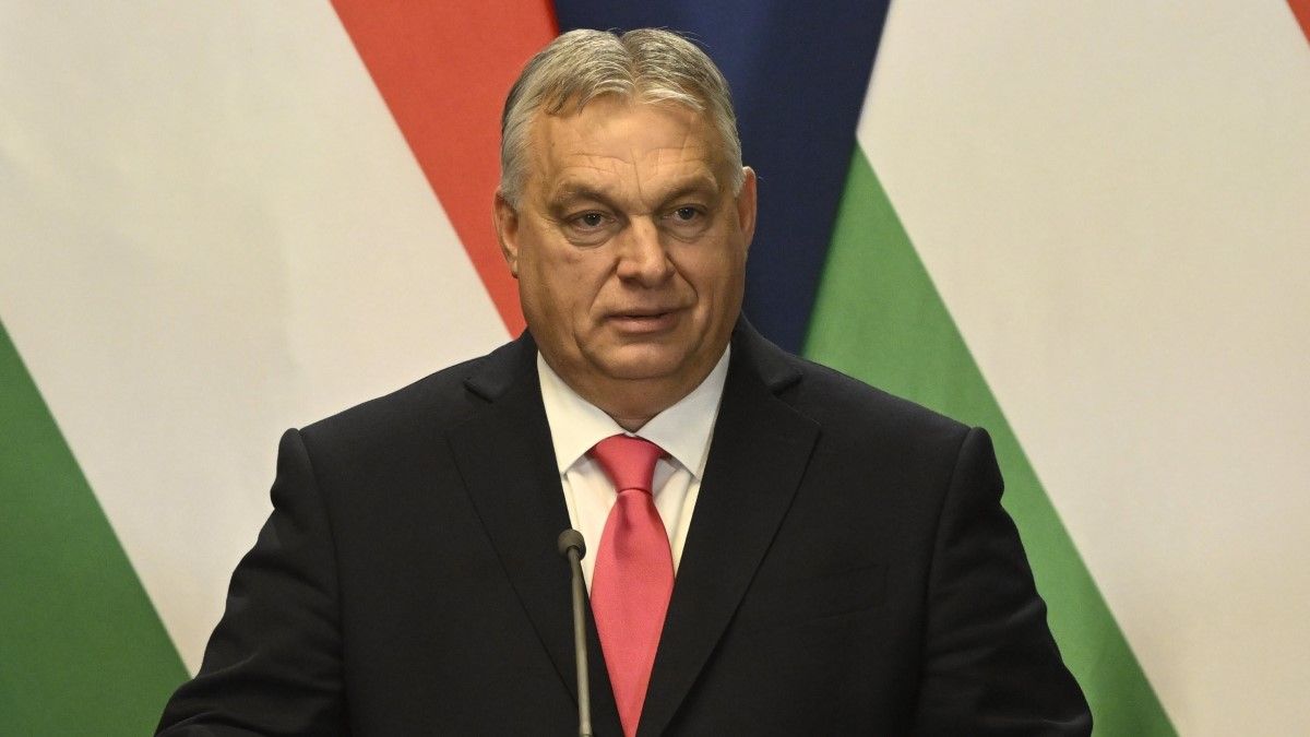 „Orbán a NATO legmegbízhatatlanabb tagja” – demokrata politikus állt bele a magyar miniszterelnökbe