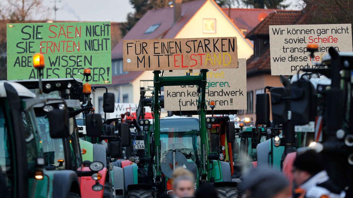A német gazdák felfüggesztették a tiltakozást: tárgyalás jön a kormánnyal