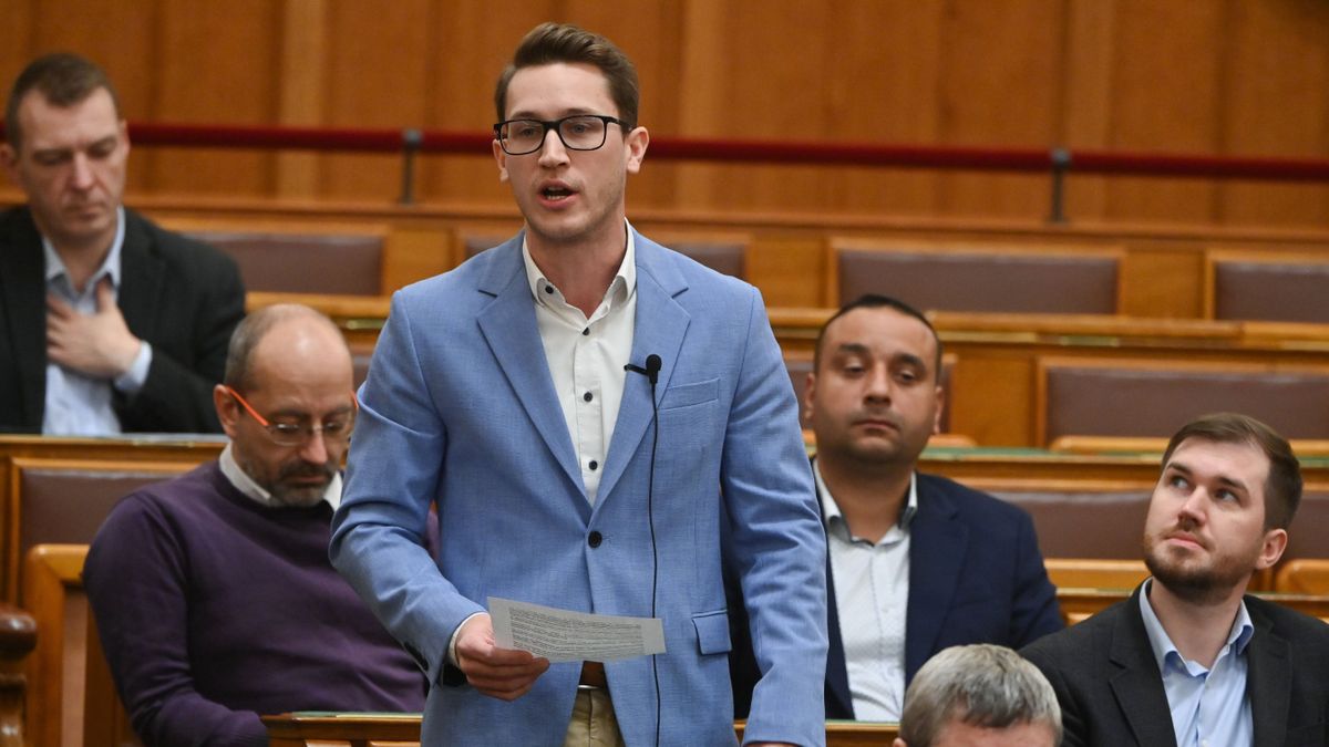 Igen, egy momentumos országgyűlési képviselő tényleg kihívott bokszolni