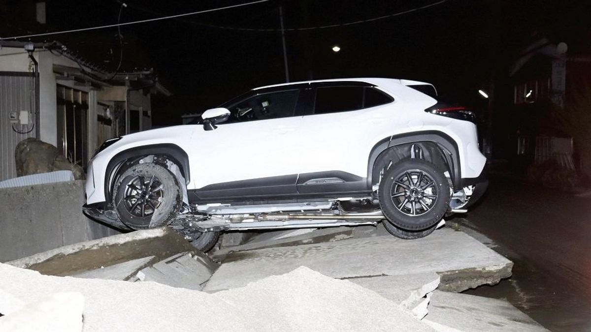 Így pusztított a földrengés Japánban (VIDEÓ)