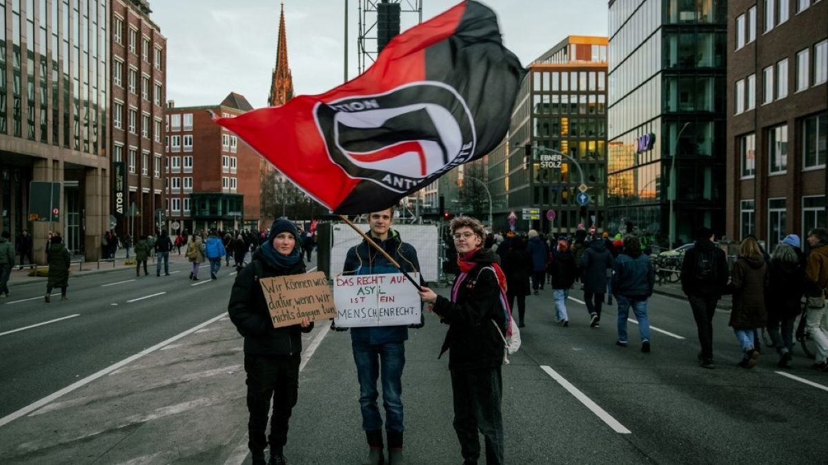 Lassan majd azt vesszük észre, hogy a szélsőbalos verőemberek lesznek mártírok