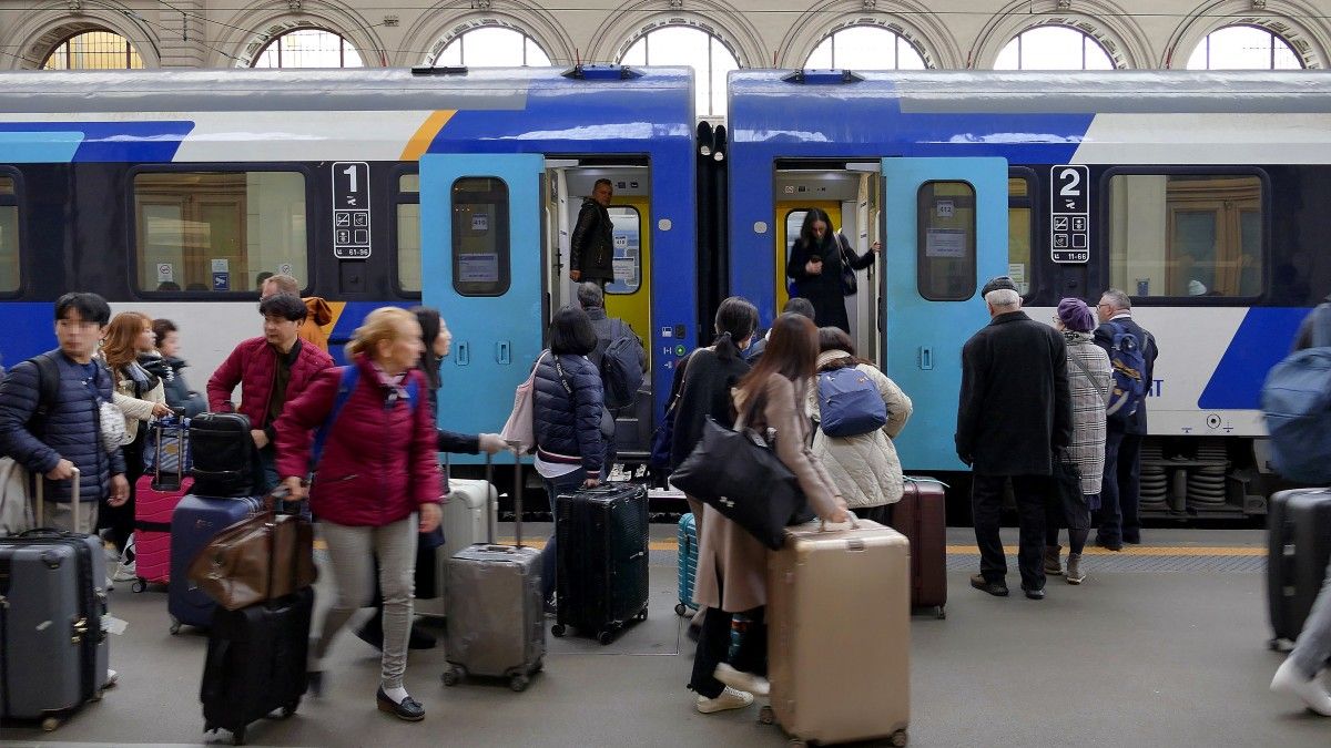 Jó hírekkel szolgált a KSH: decemberben is növekedett a turizmus, visszatérnek a külföldi vendégek