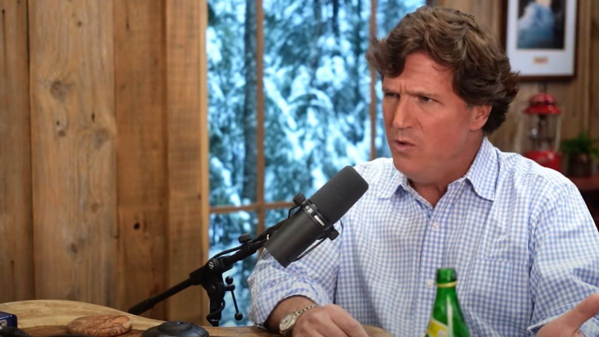 Amerika visszainteget? Tucker Carlson szerint a nemzetbiztonság elismerte, feltörték a Signal-fiókját (VIDEÓ)