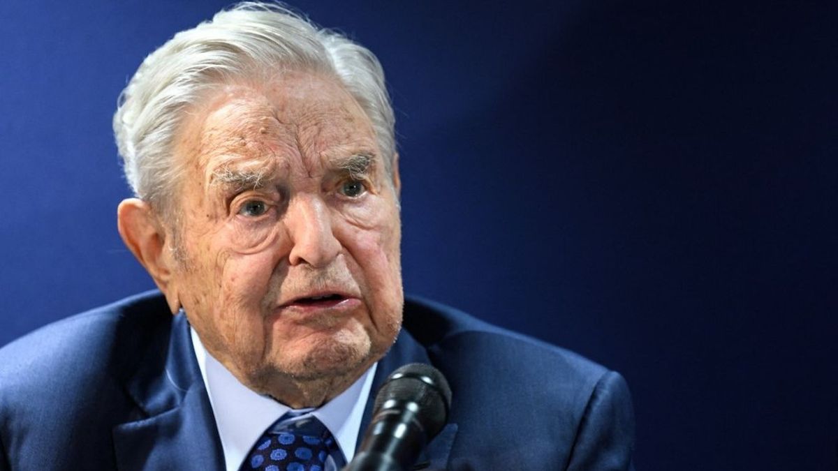 Újabb fordulat: költségvetési csalás miatt bejelentést tettek a NAV-nál a Soros-féle guruló dollárok kapcsán