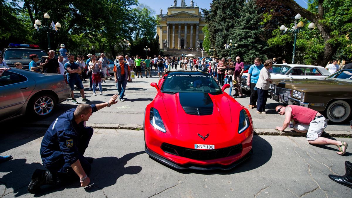 Kijött a börtönből és kellett egy fuvar, ezért ellopott 10 kocsit