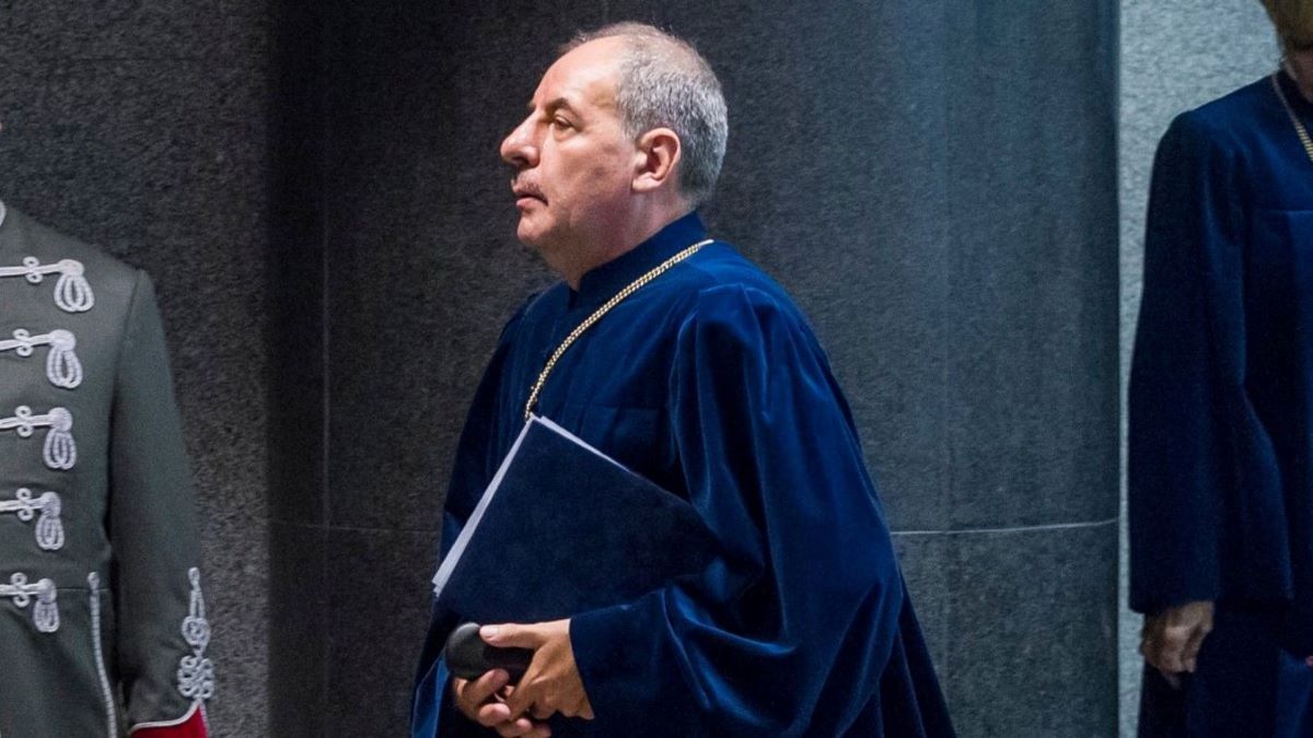 Nem nő, és egész életében nem csinált semmi olyat, amire büszke lehetne – máris nekiesett a köztársaságielnök-jelöltnek a balos politológus