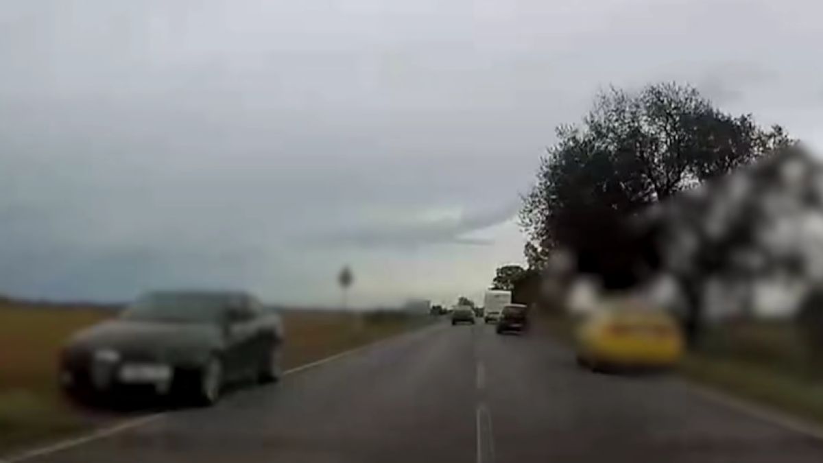 Ilyet még filmekben is ritkán látni: harminc kilométeren keresztül üldöztek a rendőrök egy ámokfutót, akit végül a sár állított meg (videó)