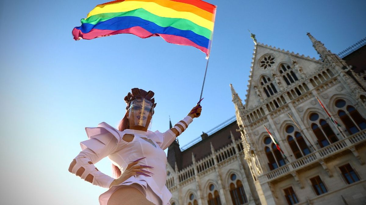 Kicsit nézzük meg, hogy kik aggódtak a gyermekeinkért!