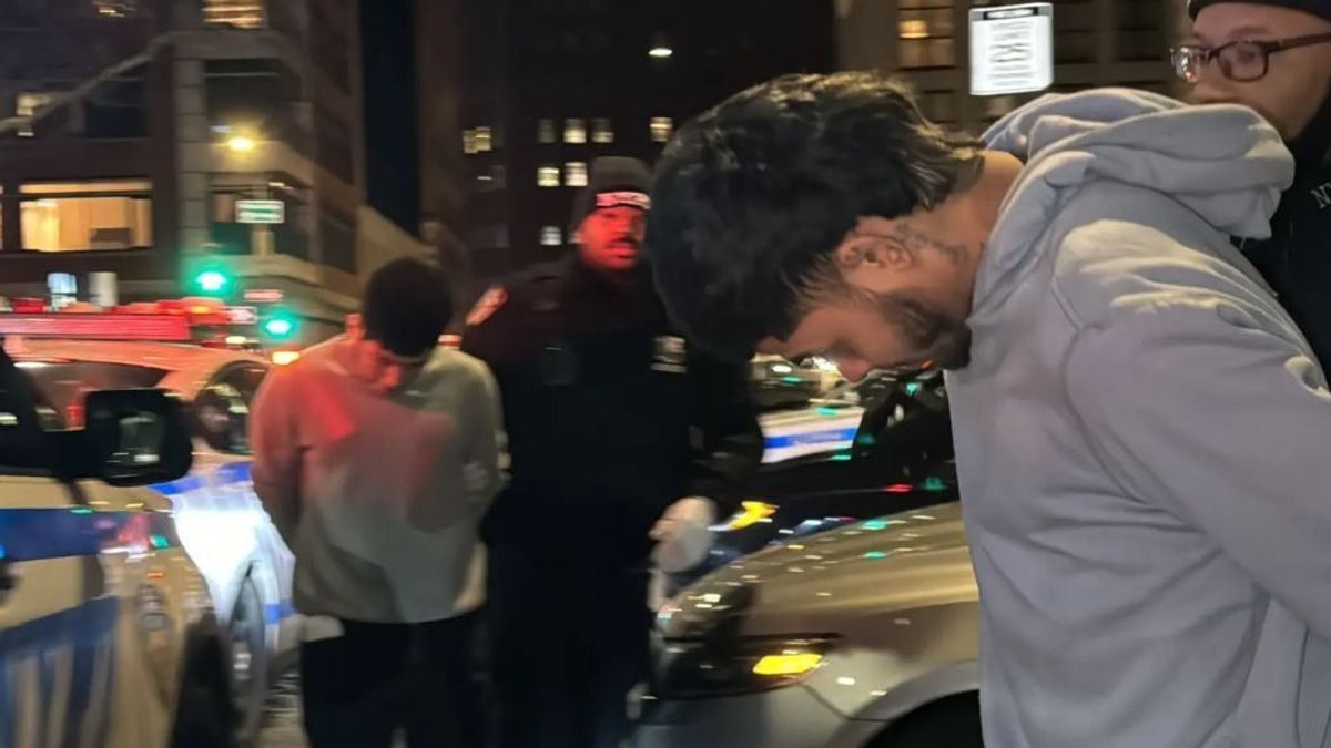 Migránsbanda mopeddel vonszolt végig a nyílt utcán egy nőt New York-ban