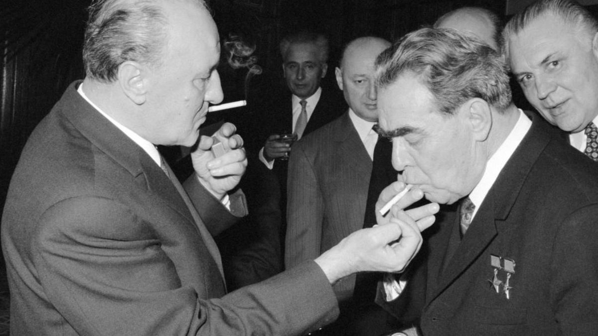 A Szovjetunió harminc évvel ezelőtt történelemmé vált – de az általa megszervezett nemzetközi baloldal ereje teljében van