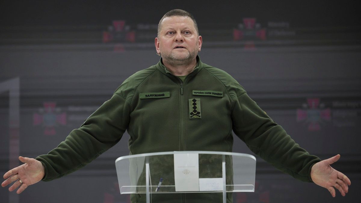 Az ukrajnai háború fordulópontja lehet a főparancsnok kirúgása