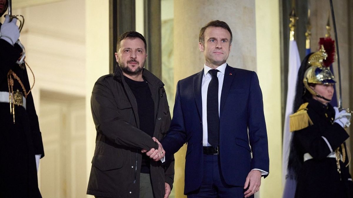 Ezer sebből véreznek Macron háborús tervei a katonai szakértő szerint