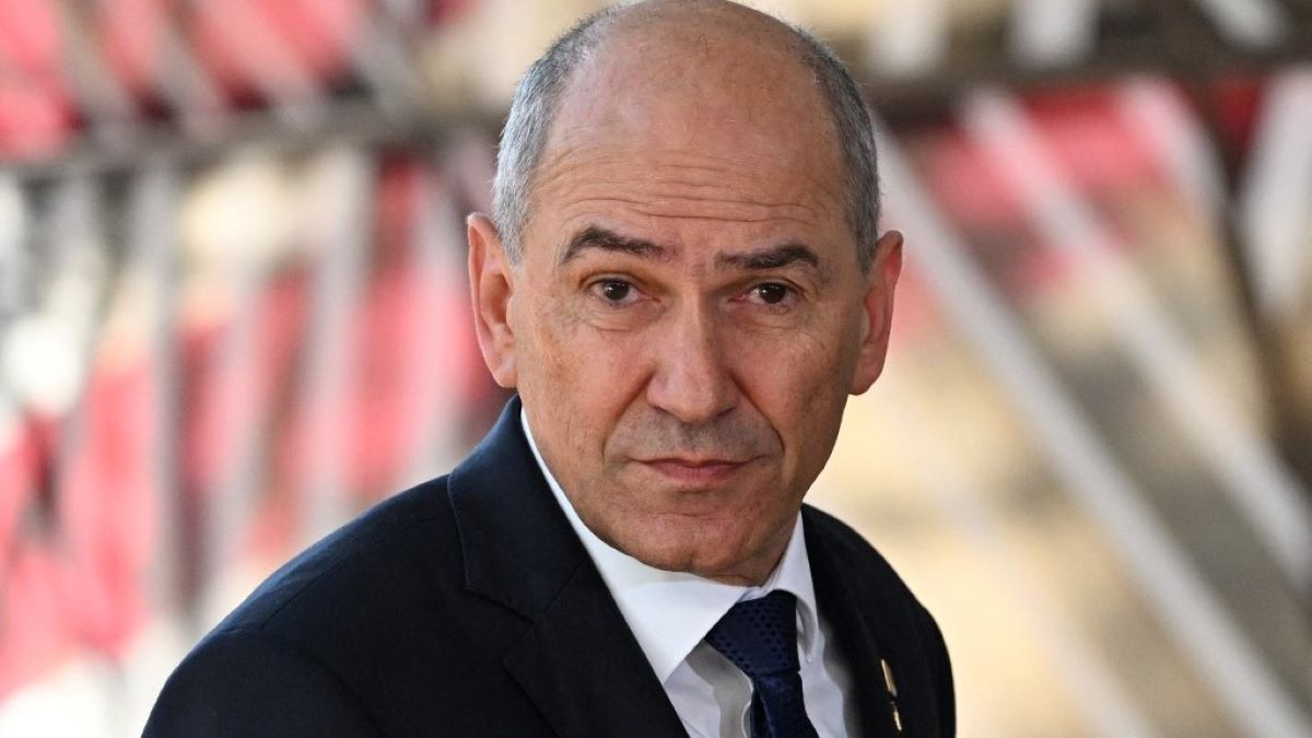 Kiderült: a szomszédunkban a köztársasági elnök három embercsempésznek adott kegyelmet