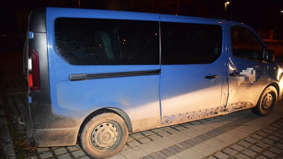 Ellopta a kisteherautót, karambolozott vele, így inkább visszavitte