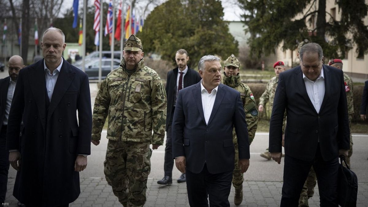 Fontos munkatársat kapott Orbán nemzetbiztonsági főtanácsadója