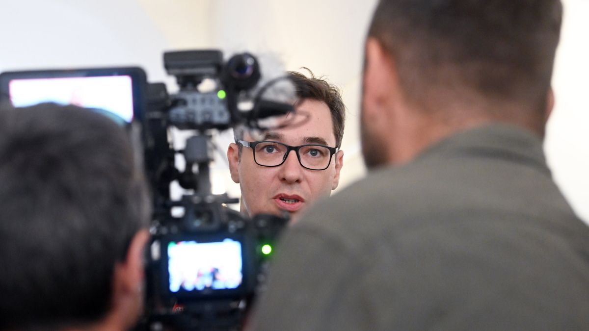 Szanyi Tibor: Távoznia kell a posztjáról Karácsony Gergelynek!