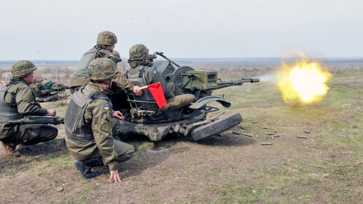 Beismerte az ukrán főparancsnok: rendkívül súlyos a helyzet a fronton