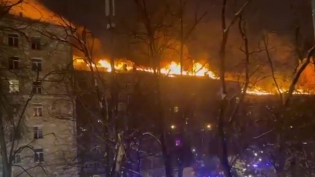 Négyezer négyzetméteren lángolt Moszkva (VIDEÓ)