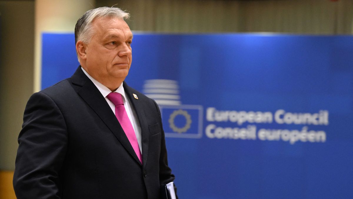 Az AfD és Le Penék pártcsaládja hívja magához a Fideszt