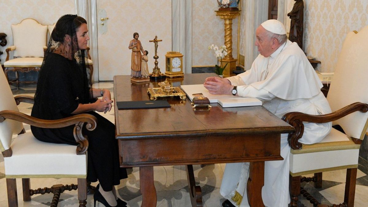 Ferenc pápának írt levelet a DK Novák Katalin döntése után