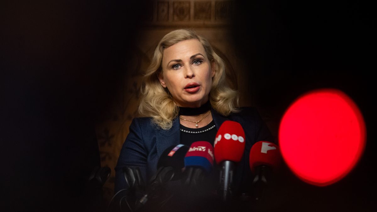 Juhász Hajnalka helyre tette Fekete-Győrt a nőkkel való bánásmódból (VIDEÓ)