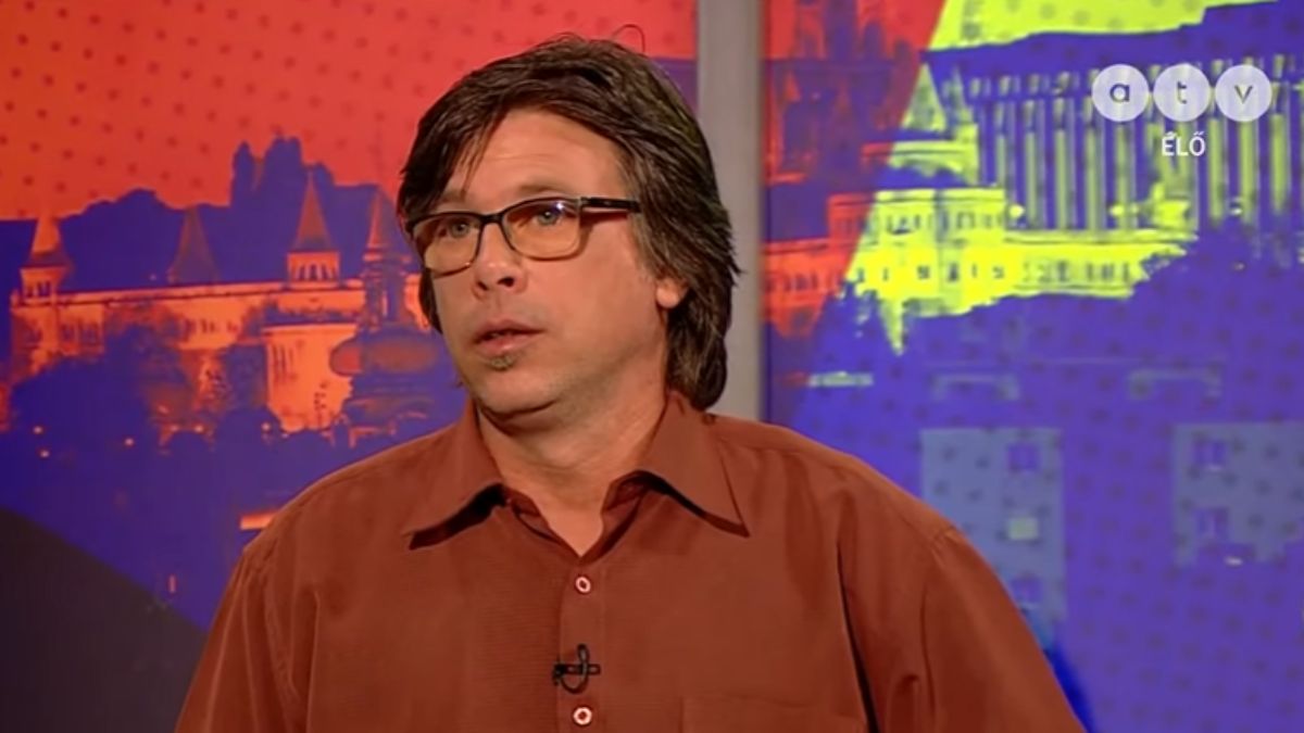 „Abszolút támogatom, hogy Magyarországon elnöki rendszer legyen” – ironizált Hont András (Videó)