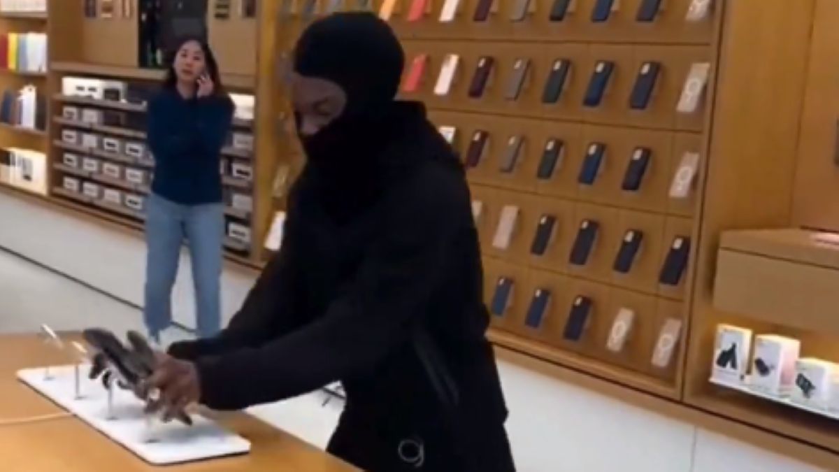 Zajlik az élet Kaliforniában: így lopja az okostelefonokat a tolvaj (videó)