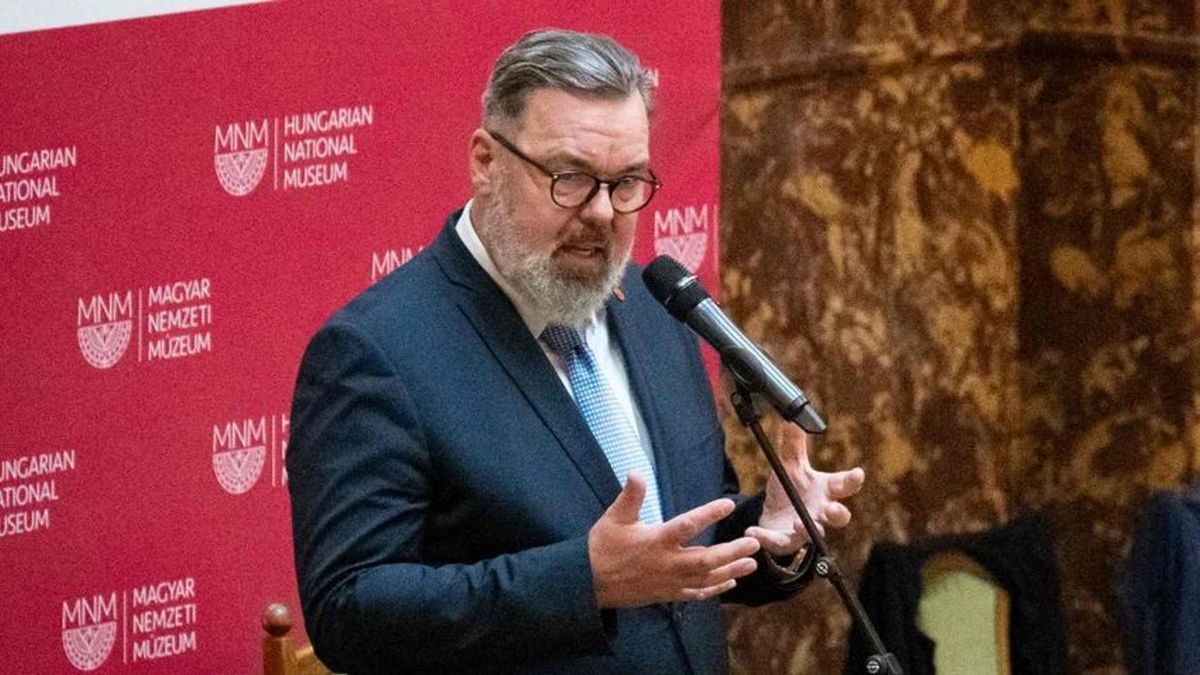 L. Simon László: Az lenne a morálisan jó megoldás, ha Balog Zoltán lemondana