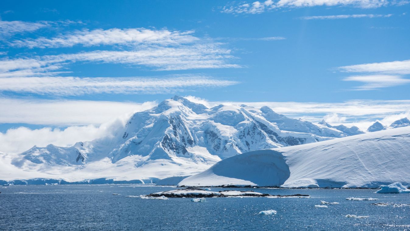 Antarctic sea ice, polar climate, rising global temperatures.