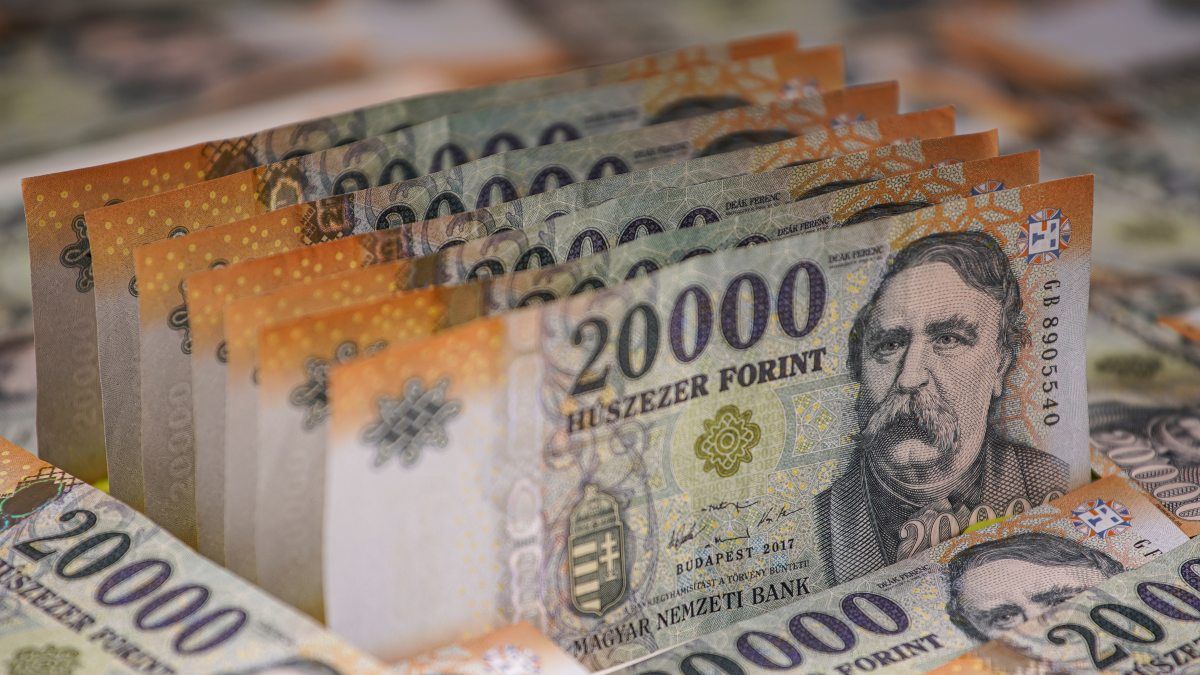 Gyorsított a jegybank – 9 százalék lett az alapkamat