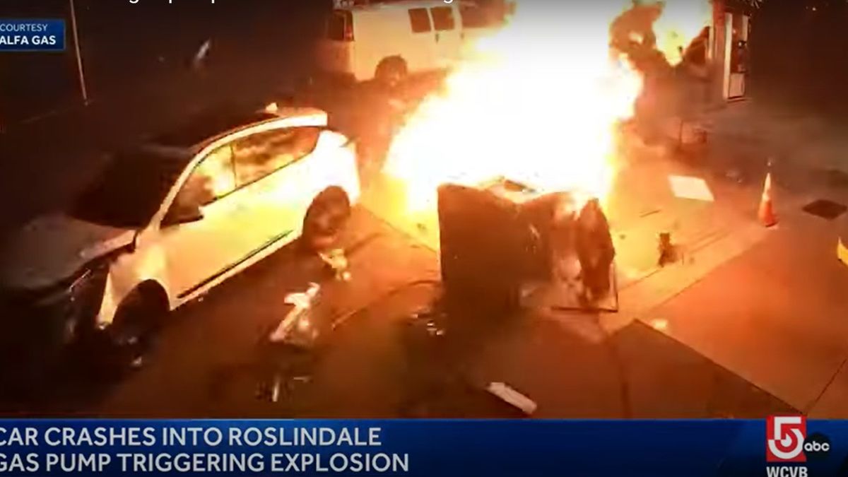 Fel akarta fújni a gumiját, felrobbantotta a benzinkutat (VIDEÓ)
