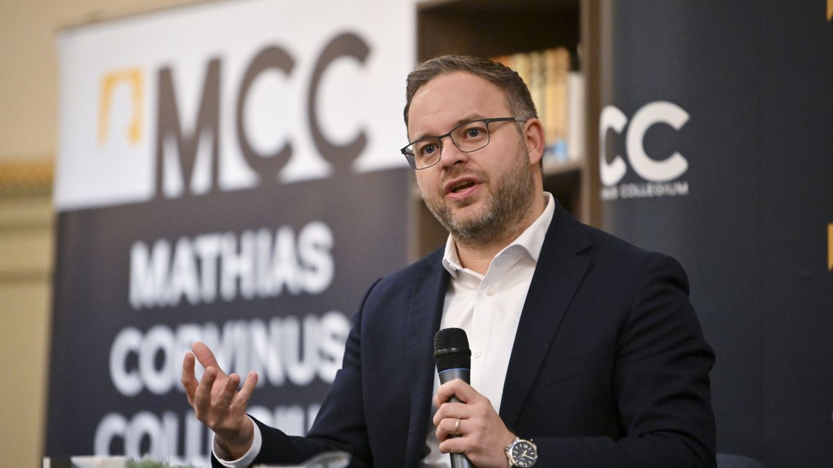 Orbán Balázs: Nem akarunk kínai vagy orosz típusú politikai rendszerben élni