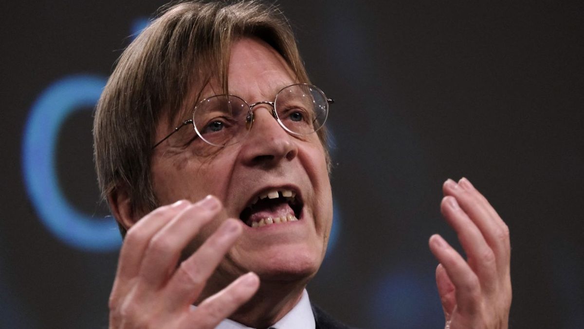 Verhofstadt: Ezt sosem felejtjük el Orbánnak