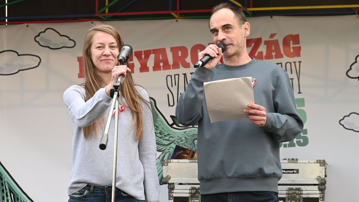 Mit művel a baloldal? Az LMP visszatáncolt az előválasztástól, a kutyák pedig a visszatáncolástól