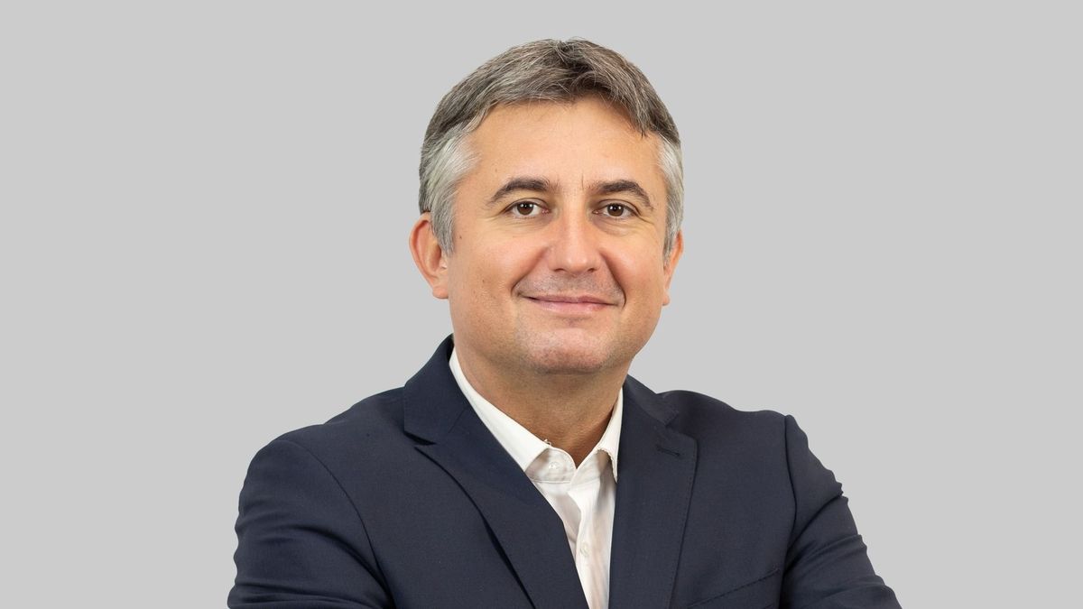 Mondjuk ki a valóságot: ez egy elcsalt választás, valódi ellenfelek nélkül