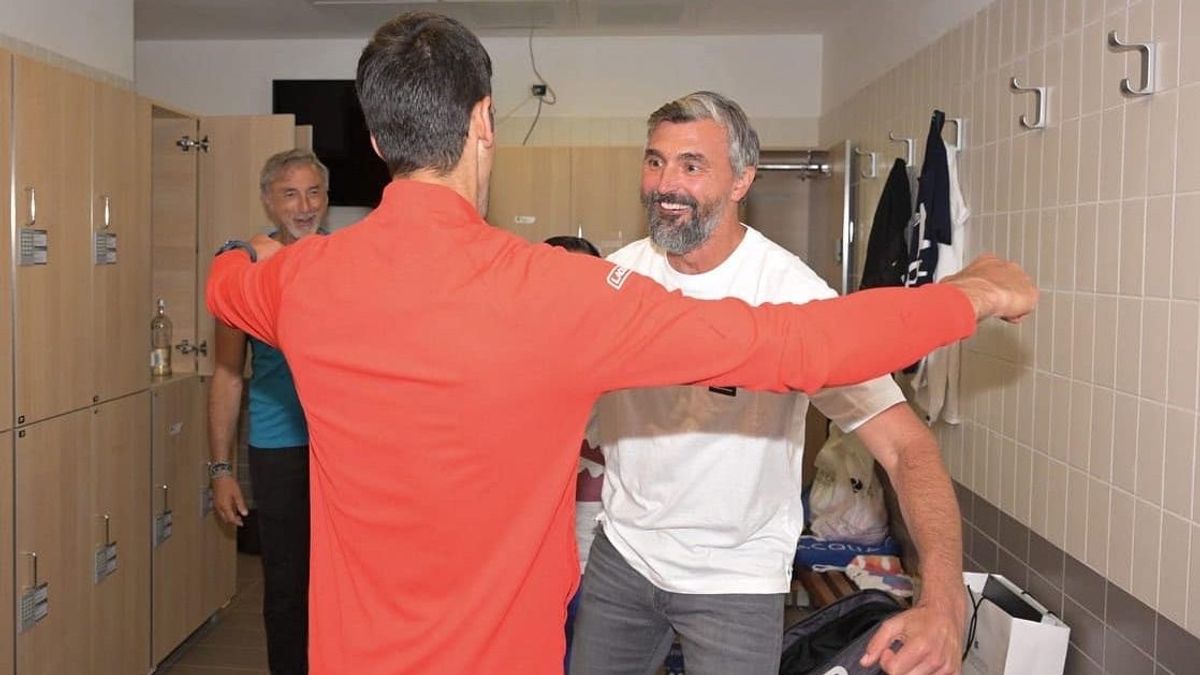 Miért rúgta ki a jóbarátját Novak Djokovics?