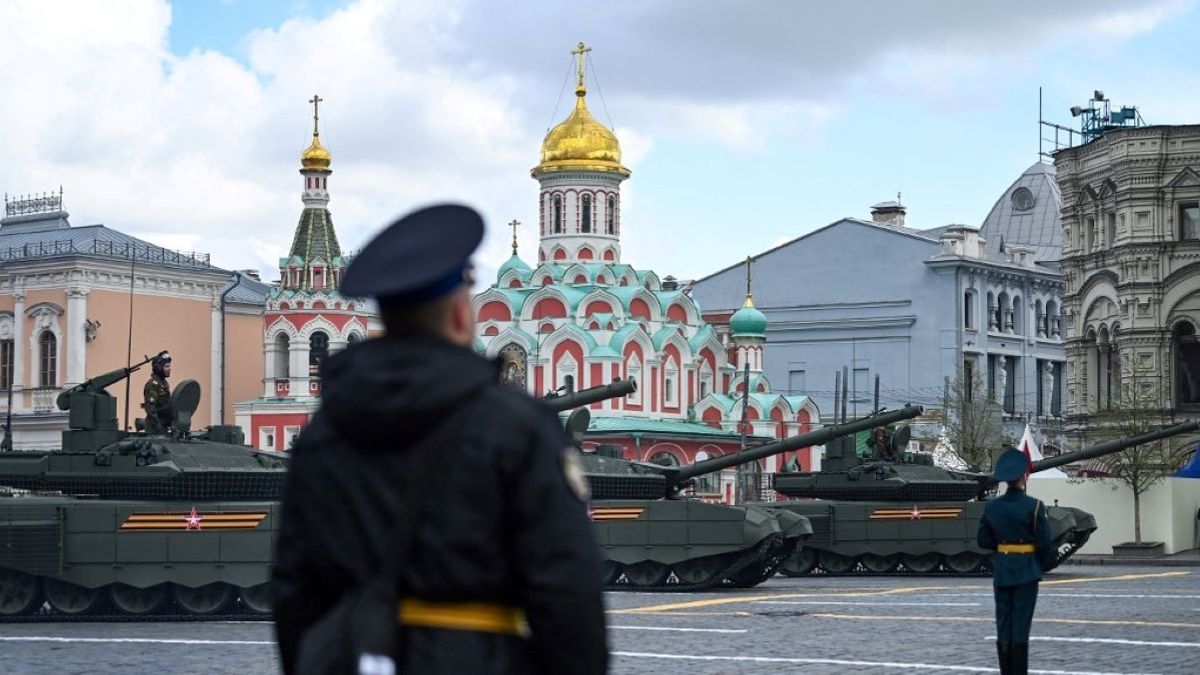 Szinte azonnal megsemmisült több orosz T-90M harckocsi (VIDEÓ)
