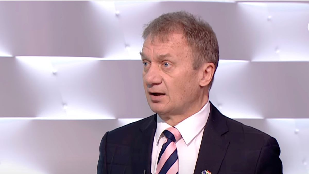 Varju László a tévészékházas afférról: „Megfélemlített helyzetben voltam, ösztönösen cselekedtem”