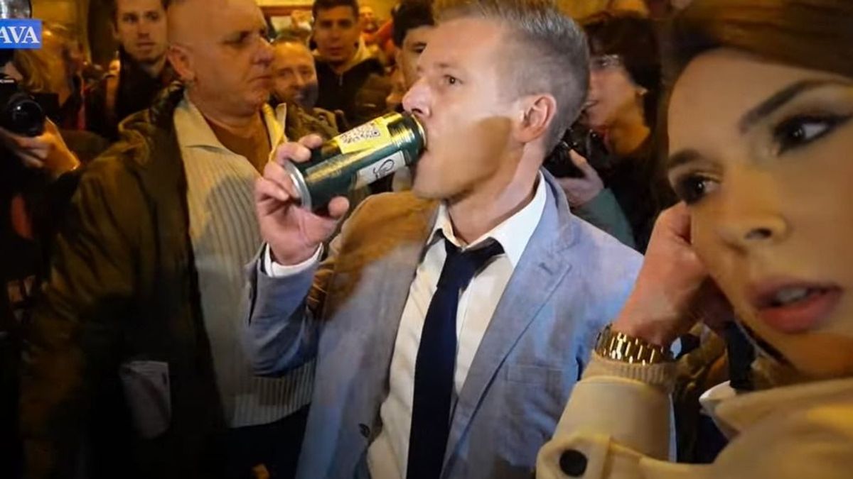 Embert ügyvédjéről, Magyar Pétert Bárándy Péterről...