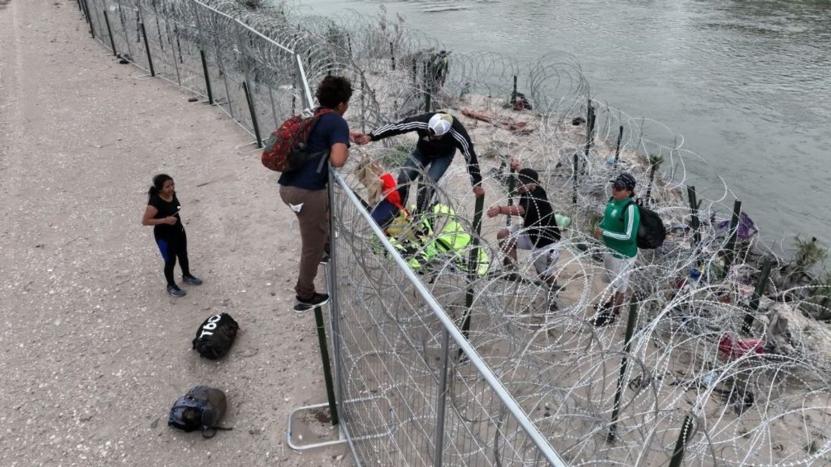Folytatódik a migrációs háború Texasban